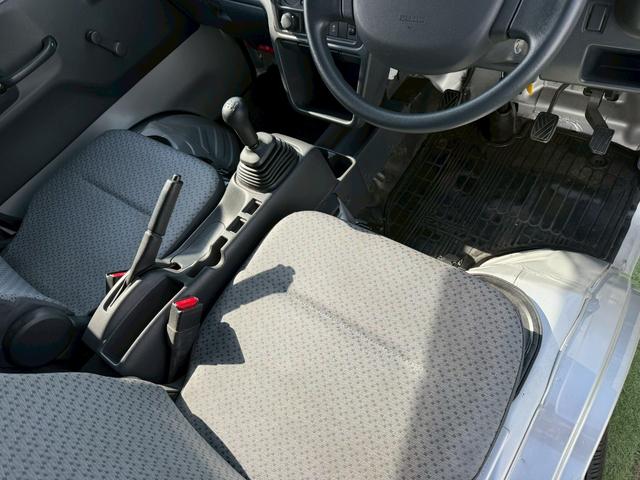 スーパーキャリイ Ｌ　衝突軽減ブレーキ／５速ミッション／レーンキープアシスト　衝突軽減ブレーキ／５速ミッション／レーンキープアシスト／横滑り防止装置／ＡＢＳ／オートライト／運転席・助手席エアバック／エアコン／パワステ（47枚目）