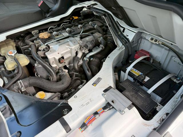 ＮＶ３５０キャラバンバン ロングＤＸディーゼルターボ　衝突軽減／純正ナビ／バックカメラ　衝突軽減ブレーキ／純正ナビ／バックカメラ／パワーウィンドウ／ディーゼルターボ／両側スライドドア／キーレス／ＥＴＣ／地デジ／６人乗り／ヘッドライトレベライザー／Ｂｌｕｅｔｏｏｔｈ／フルフラット／ＡＢＳ（22枚目）