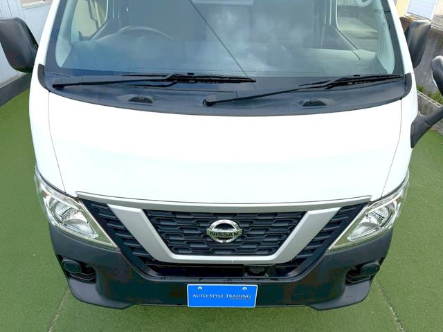 ＮＶ３５０キャラバンバン ロングＤＸディーゼルターボ　衝突軽減／純正ナビ／バックカメラ　衝突軽減ブレーキ／純正ナビ／バックカメラ／パワーウィンドウ／ディーゼルターボ／両側スライドドア／キーレス／ＥＴＣ／地デジ／６人乗り／ヘッドライトレベライザー／Ｂｌｕｅｔｏｏｔｈ／フルフラット／ＡＢＳ（28枚目）