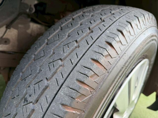 ＮＶ３５０キャラバンバン ロングＤＸディーゼルターボ　衝突軽減／純正ナビ／バックカメラ　衝突軽減ブレーキ／純正ナビ／バックカメラ／パワーウィンドウ／ディーゼルターボ／両側スライドドア／キーレス／ＥＴＣ／地デジ／６人乗り／ヘッドライトレベライザー／Ｂｌｕｅｔｏｏｔｈ／フルフラット／ＡＢＳ（34枚目）