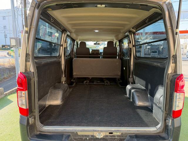 ＮＶ３５０キャラバンバン ロングＤＸ　両側スライドドア／パワーウィンドウ／キーレス　両側スライドドア／パワーウィンドウ／キーレス／ＥＴＣ／社外１５インチアルミ／６人乗り／ヘッドライトレベライザー／ＬＥＤヘッドライト／フルフラット／エアバック／パワステ／エアコン（16枚目）