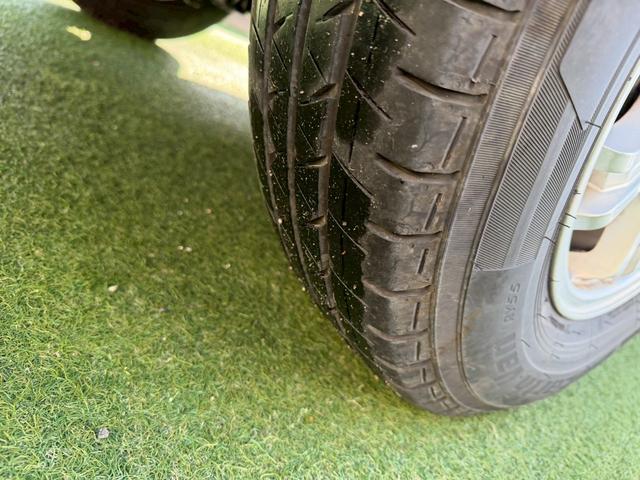 ＮＶ３５０キャラバンバン ロングＤＸ　両側スライドドア／パワーウィンドウ／キーレス　両側スライドドア／パワーウィンドウ／キーレス／ＥＴＣ／社外１５インチアルミ／６人乗り／ヘッドライトレベライザー／ＬＥＤヘッドライト／フルフラット／エアバック／パワステ／エアコン（36枚目）