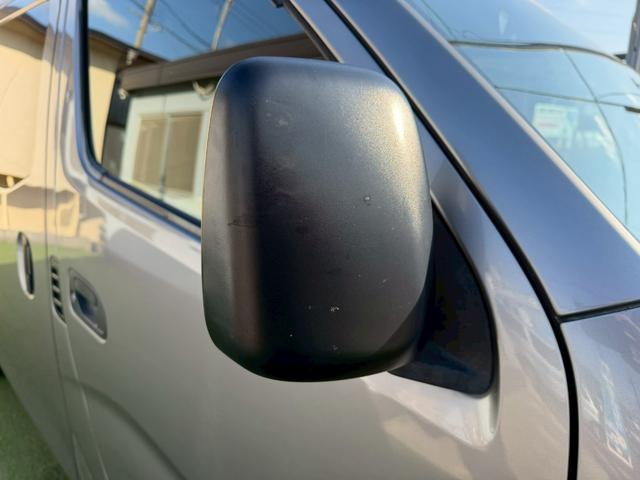 ＮＶ３５０キャラバンバン ロングＤＸ　両側スライドドア／パワーウィンドウ／キーレス　両側スライドドア／パワーウィンドウ／キーレス／ＥＴＣ／社外１５インチアルミ／６人乗り／ヘッドライトレベライザー／ＬＥＤヘッドライト／フルフラット／エアバック／パワステ／エアコン（41枚目）