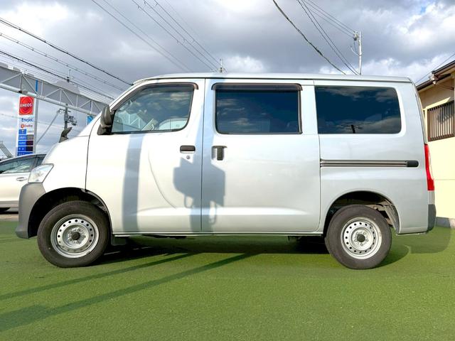 タウンエースバン ＤＸ　衝突軽減／障害物センサー／ナビ／アイドリングストップ　衝突軽減ブレーキ／障害物センサー／社外ナビ／アイドリングストップ／横滑り防止／両側スライドドア／オートマチックハイビーム／ヘッドライトレベライザー／ＥＴＣ／ＬＥＤヘッドライト／Ｂｌｕｅｔｏｏｔｈ搭載（18枚目）