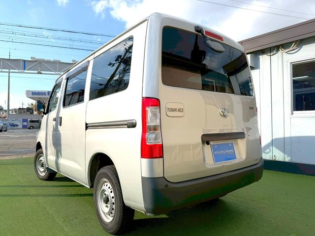 タウンエースバン ＤＸ　衝突軽減／障害物センサー／ナビ／アイドリングストップ　衝突軽減ブレーキ／障害物センサー／社外ナビ／アイドリングストップ／横滑り防止／両側スライドドア／オートマチックハイビーム／ヘッドライトレベライザー／ＥＴＣ／ＬＥＤヘッドライト／Ｂｌｕｅｔｏｏｔｈ搭載（25枚目）