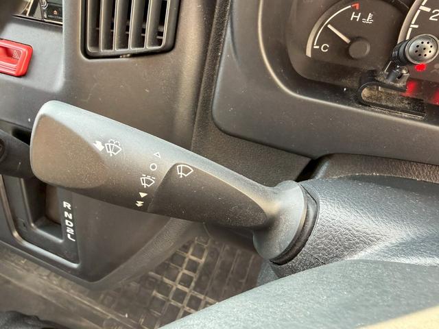 タウンエースバン ＤＸ　衝突軽減／障害物センサー／ナビ／アイドリングストップ　衝突軽減ブレーキ／障害物センサー／社外ナビ／アイドリングストップ／横滑り防止／両側スライドドア／オートマチックハイビーム／ヘッドライトレベライザー／ＥＴＣ／ＬＥＤヘッドライト／Ｂｌｕｅｔｏｏｔｈ搭載（57枚目）