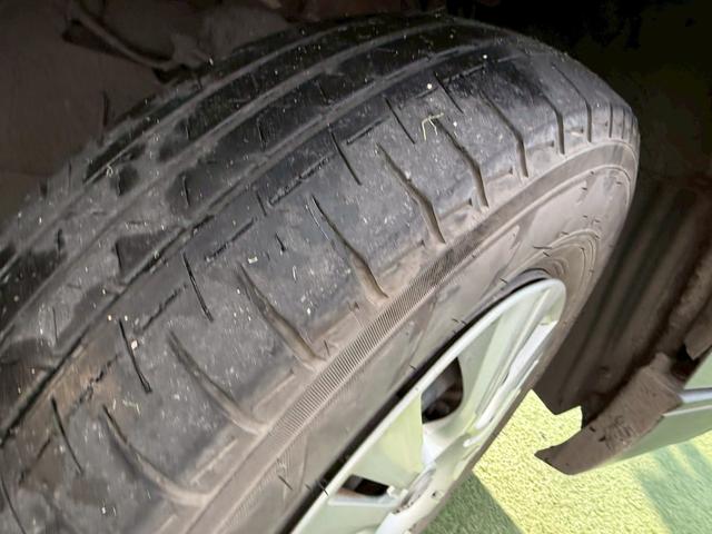 NV350キャラバンバン ロングDX 衝突軽減ブレーキ/9人乗り/ナビ/バックカメラ 衝突軽減ブレーキ/9人乗り/純正ナビ/バックカメラ/パワーウィンドウ/キーレス/地デジ/ETC/3列シート/スライドドア/ヘッドライトレベライザー/Bluetooth搭載/横滑り防止装置/フルフラット(34枚目)