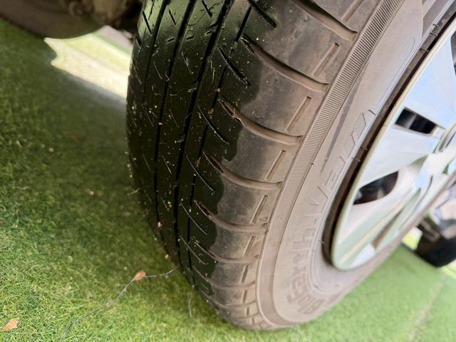 NV350キャラバンバン ロングDX 衝突軽減ブレーキ/9人乗り/ナビ/バックカメラ 衝突軽減ブレーキ/9人乗り/純正ナビ/バックカメラ/パワーウィンドウ/キーレス/地デジ/ETC/3列シート/スライドドア/ヘッドライトレベライザー/Bluetooth搭載/横滑り防止装置/フルフラット(36枚目)