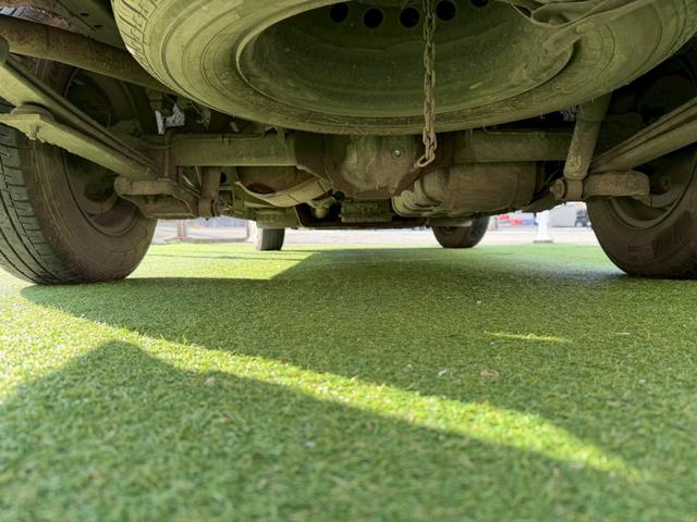 NV350キャラバンバン ロングDX 衝突軽減ブレーキ/9人乗り/ナビ/バックカメラ 衝突軽減ブレーキ/9人乗り/純正ナビ/バックカメラ/パワーウィンドウ/キーレス/地デジ/ETC/3列シート/スライドドア/ヘッドライトレベライザー/Bluetooth搭載/横滑り防止装置/フルフラット(43枚目)