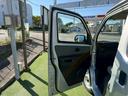 全車除菌作業実施済みになります。スタッフも検温、マスク着用しております。実際にお車を見たいお客様、試乗したいお客様もご安心下さい。