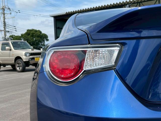 ８６ ＧＴ　バックカメラ　オートハイビーム　ＥＴＣ　フルセグ　ナビ　６速マニュアアル　ＤＶＤ　　ＣＤ　Ｂｌｕｅｔｏｏｔｈ　スマートキー　電動格納ミラー　クルーズコントロール　　　シガーソケット　ＡＣ　アルミ（18枚目）