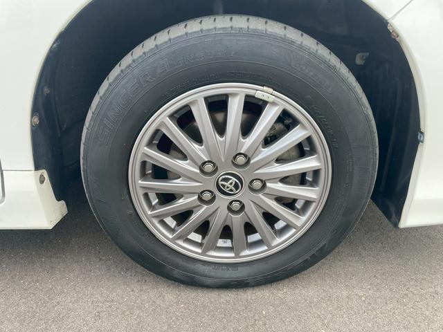 エスクァイア ハイブリッドＧｉ　衝突軽減ブレーキ・純９インチナビ・両側パワースライドドア・運転席助手席シートヒーター・クルーズコントロール・リアオートエアコン・トヨタセーフティセンス・プッシュスタート・ＤＶＤ・ＣＤ・ビルトインＥＴＣ（22枚目）