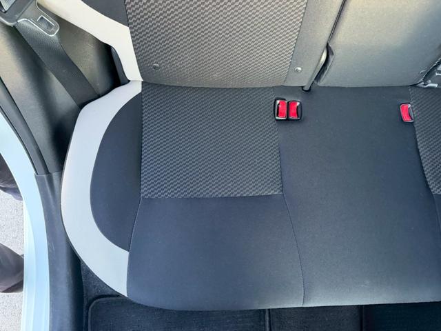 ノート Ｘ　アラウンドビューモニター　障害物センサー　衝突軽減ブレーキ　レーンキープアシスト　ＥＴＣ　Ｂｌｕｅｔｏｏｔｈ　オートライト　ＣＤ・ＤＶＤ　アイドリングストップ　横滑り防止機能　スマートキー（53枚目）