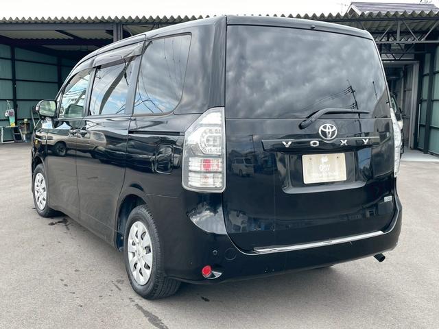 ヴォクシー X Lエディション 車両品質評価書付 フリップダウンモニター 両側パワースライドドア Bluetooth機能 バックカメラ ETC テレビ機能 オートライト ステアリングリモコン スマートキー ナビ機能 電動格納ミラー(13枚目)