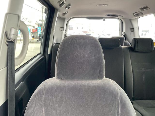 ヴォクシー X Lエディション 車両品質評価書付 フリップダウンモニター 両側パワースライドドア Bluetooth機能 バックカメラ ETC テレビ機能 オートライト ステアリングリモコン スマートキー ナビ機能 電動格納ミラー(42枚目)