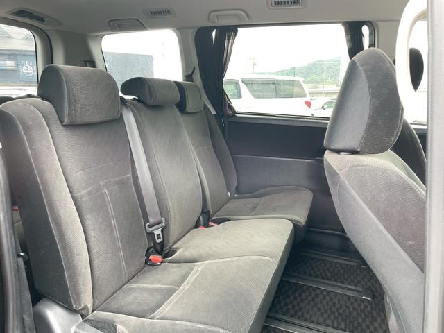 ヴォクシー X Lエディション 車両品質評価書付 フリップダウンモニター 両側パワースライドドア Bluetooth機能 バックカメラ ETC テレビ機能 オートライト ステアリングリモコン スマートキー ナビ機能 電動格納ミラー(46枚目)