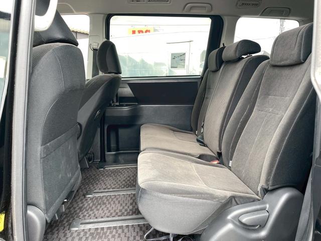 ヴォクシー X Lエディション 車両品質評価書付 フリップダウンモニター 両側パワースライドドア Bluetooth機能 バックカメラ ETC テレビ機能 オートライト ステアリングリモコン スマートキー ナビ機能 電動格納ミラー(70枚目)