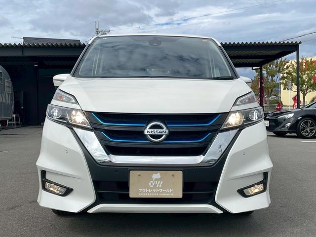 セレナ e-パワー ハイウェイスターV 車両品質評価書付 アラウンドビューモニター ステアリングヒーター 両側パワースライドドア シートヒーター ステアリングリモコン エマージェンシーブレーキ Bluetooth クルーズコントロール(9枚目)