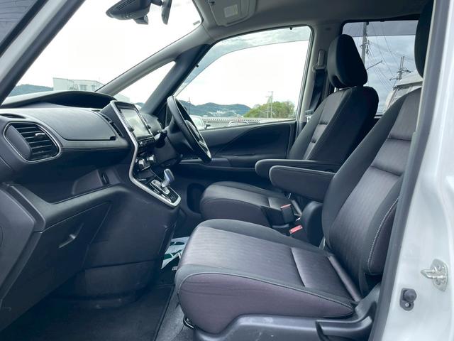 セレナ e-パワー ハイウェイスターV 車両品質評価書付 アラウンドビューモニター ステアリングヒーター 両側パワースライドドア シートヒーター ステアリングリモコン エマージェンシーブレーキ Bluetooth クルーズコントロール(80枚目)