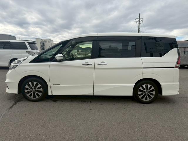 セレナ ハイウェイスター VセレクションII 車両品質評価書付 アラウンドビューモニター 純正フリップダウンモニター インテリジェントルームミラー プロパイロット 純正9インチナビ フルセグテレビ 両側パワースライドドア LEDヘッドライト(14枚目)