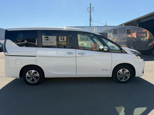 セレナ e-パワー XV 車両品質評価付 ナビゲーション フロントカメラ サイドカメラ バックカメラ 全周囲カメラ クルーズコントロール 電動スライドドア フルセグ スマートキー 障害物センサー ステアリングリモコン ETC(15枚目)