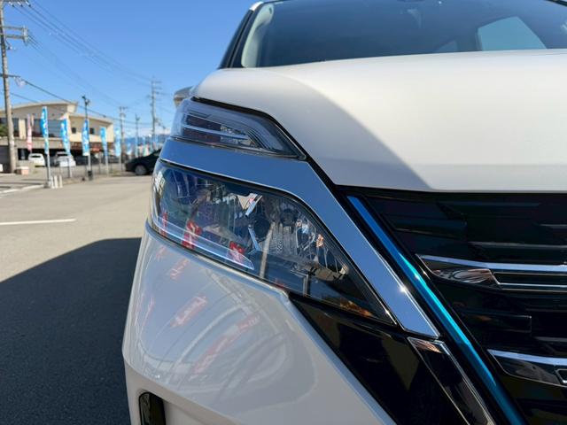 セレナ e-パワー XV 車両品質評価付 ナビゲーション フロントカメラ サイドカメラ バックカメラ 全周囲カメラ クルーズコントロール 電動スライドドア フルセグ スマートキー 障害物センサー ステアリングリモコン ETC(16枚目)