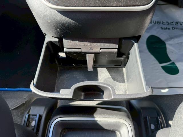 セレナ e-パワー XV 車両品質評価付 ナビゲーション フロントカメラ サイドカメラ バックカメラ 全周囲カメラ クルーズコントロール 電動スライドドア フルセグ スマートキー 障害物センサー ステアリングリモコン ETC(40枚目)