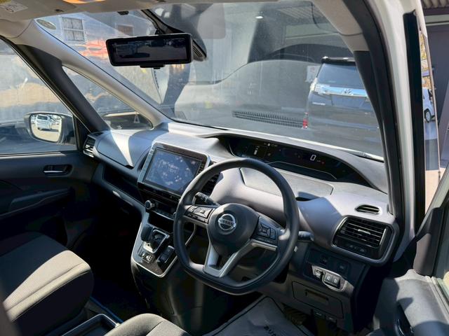 セレナ e-パワー XV 車両品質評価付 ナビゲーション フロントカメラ サイドカメラ バックカメラ 全周囲カメラ クルーズコントロール 電動スライドドア フルセグ スマートキー 障害物センサー ステアリングリモコン ETC(45枚目)