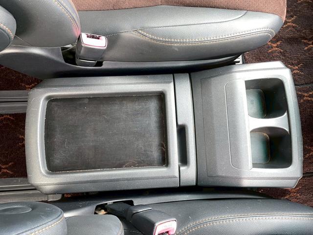 アルファード ２４０Ｓ　タイプゴールド　車両認定評価証明書付　メーカーＯＰナビゲーション　純性フリップダウンモニター　両側パワースライドドア　バックカメラ　ＥＴＣ　Ｂｌｕｅｔｏｏｔｈ　イージークローザー　ＤＶＤＣＤ　障害物センサー（40枚目）