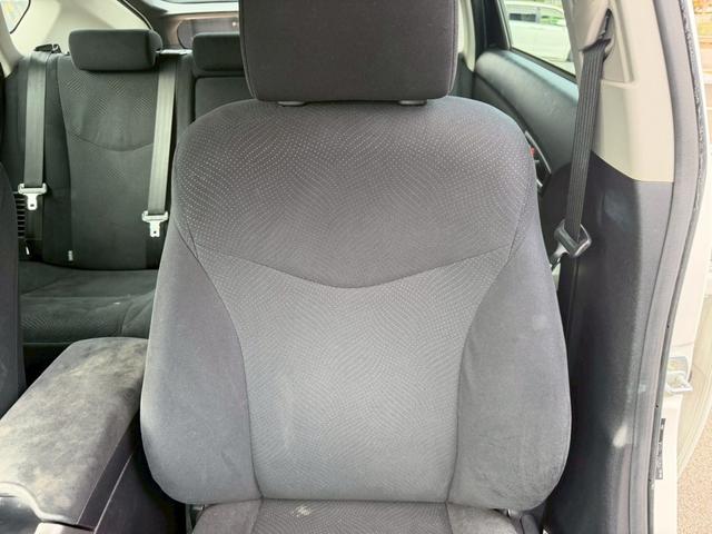 プリウス Ｓ　車両品質評価書付／バックカメラ／スマートキー／スペアキー有り／オートライト／全席パワーウィンド―／シガーソケット／電動格納ミラー／エアコン機能／取説付き／ハイブリッド車／（73枚目）