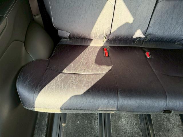 オデッセイ アブソルート・２０ｔｈアニバーサリーパッケージ　車両品質評価書付き　フリップダウンモニター　Ｂｌｕｅｔｏｏｔｈ機能　Ｗエアコン　両側パワースライドドア　クルーズコントロール　車線逸脱防止機能　衝突軽減ブレーキ　ステアリングリモコン　バックカメラ（58枚目）