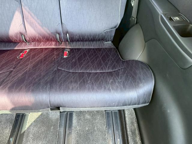 オデッセイ アブソルート・２０ｔｈアニバーサリーパッケージ　車両品質評価書付き　フリップダウンモニター　Ｂｌｕｅｔｏｏｔｈ機能　Ｗエアコン　両側パワースライドドア　クルーズコントロール　車線逸脱防止機能　衝突軽減ブレーキ　ステアリングリモコン　バックカメラ（64枚目）