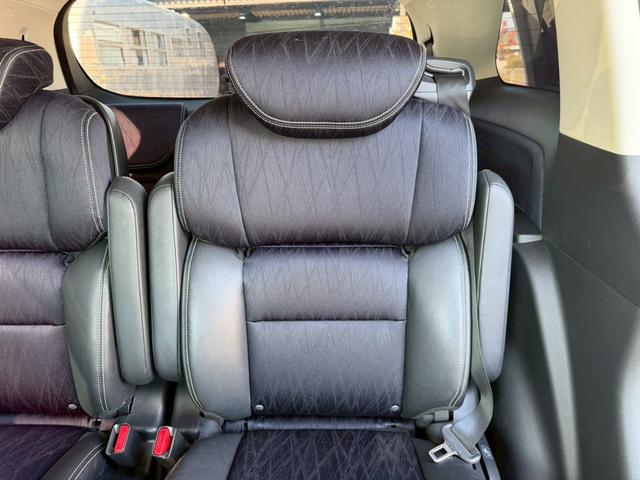 オデッセイ アブソルート・２０ｔｈアニバーサリーパッケージ　車両品質評価書付き　フリップダウンモニター　Ｂｌｕｅｔｏｏｔｈ機能　Ｗエアコン　両側パワースライドドア　クルーズコントロール　車線逸脱防止機能　衝突軽減ブレーキ　ステアリングリモコン　バックカメラ（68枚目）