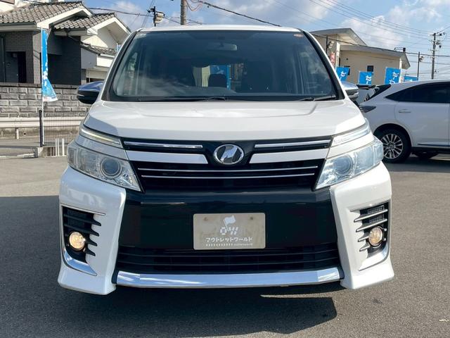 ヴォクシー ZS 認定評価付車両 ナビゲーション 後席モニター フルセグチューナー Bluetooth DVD/CD バックカメラ 両側パワースライドドア スマートキー ステアリングリモコン アルミホイール(9枚目)