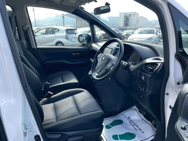 ヴォクシー ZS 認定評価付車両 ナビゲーション 後席モニター フルセグチューナー Bluetooth DVD/CD バックカメラ 両側パワースライドドア スマートキー ステアリングリモコン アルミホイール(39枚目)