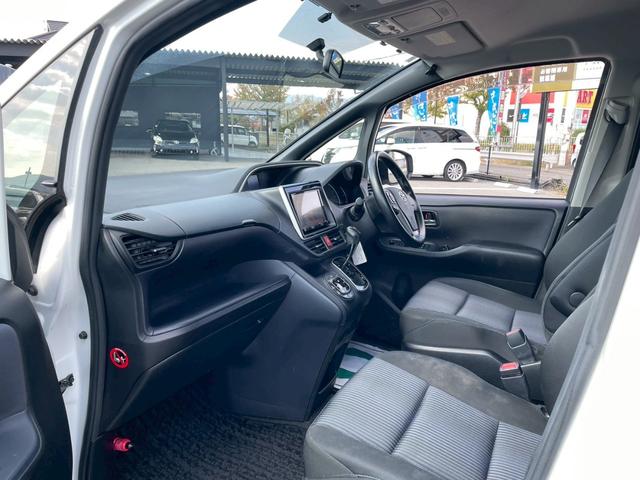 ヴォクシー ZS 認定評価付車両 ナビゲーション 後席モニター フルセグチューナー Bluetooth DVD/CD バックカメラ 両側パワースライドドア スマートキー ステアリングリモコン アルミホイール(66枚目)