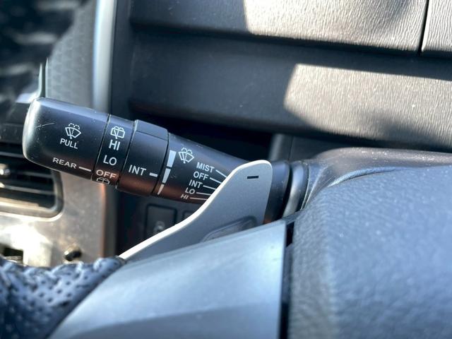 ヴォクシー ＺＳ　煌Ｚ　車両品質評価書付　ナビゲーション　バックカメラ　フルセグチューナー　ＣＤ　両側パワースライドドア　Ｂｌｕｅｔｏｏｔｈ　ステアリングリモコン　スマートキー　スライドドア　電動格納ミラー全席パワーウインド（28枚目）