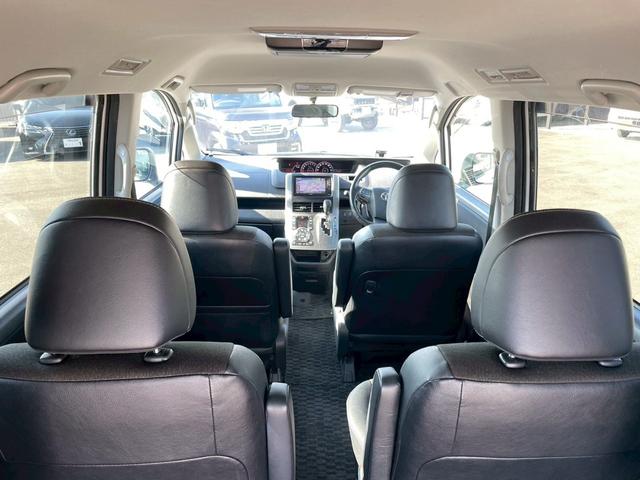 ヴォクシー ＺＳ　煌Ｚ　車両品質評価書付　ナビゲーション　バックカメラ　フルセグチューナー　ＣＤ　両側パワースライドドア　Ｂｌｕｅｔｏｏｔｈ　ステアリングリモコン　スマートキー　スライドドア　電動格納ミラー全席パワーウインド（59枚目）