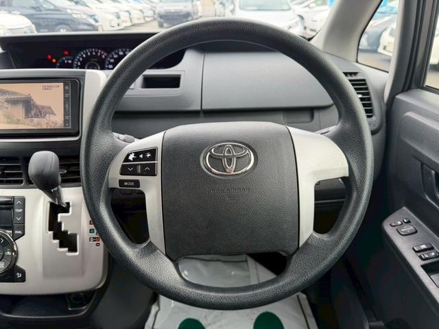 ヴォクシー Ｘ　Ｌエディション　車両品質評価書付き　バックカメラ　オートライト　ＥＴＣ　テレビ機能　スマートキー　パワースライドドア　全席パワーウィンド―　電動格納ミラー　ステアリングリモコン　テレビキット（19枚目）