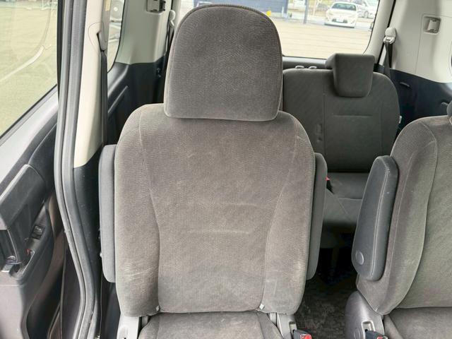 ヴォクシー Ｘ　Ｌエディション　車両品質評価書付き　バックカメラ　オートライト　ＥＴＣ　テレビ機能　スマートキー　パワースライドドア　全席パワーウィンド―　電動格納ミラー　ステアリングリモコン　テレビキット（46枚目）