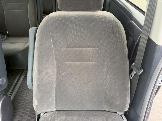 ヴォクシー Ｘ　Ｌエディション　車両品質評価書付き　バックカメラ　オートライト　ＥＴＣ　テレビ機能　スマートキー　パワースライドドア　全席パワーウィンド―　電動格納ミラー　ステアリングリモコン　テレビキット（66枚目）