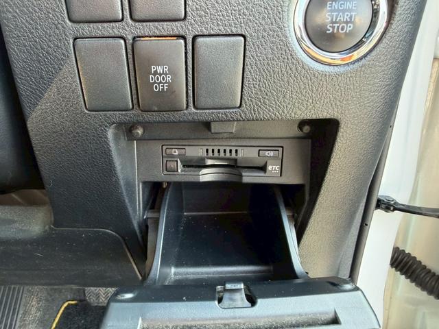 ヴェルファイア ２．５Ｚ　Ａエディション　ゴールデンアイズ　モデリスタフルエアロ　助手席スーパーロングスライド　フリップダウン　ツインムーンルーフ　両側パワースライド　パワーバックドア　クルーズコントロール　ビルトインＥＴＣ　ディーラーオプション１０インチナビ（40枚目）