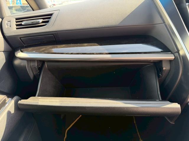 ヴェルファイア ２．５Ｚ　Ａエディション　ゴールデンアイズ　モデリスタフルエアロ　助手席スーパーロングスライド　フリップダウン　ツインムーンルーフ　両側パワースライド　パワーバックドア　クルーズコントロール　ビルトインＥＴＣ　ディーラーオプション１０インチナビ（51枚目）