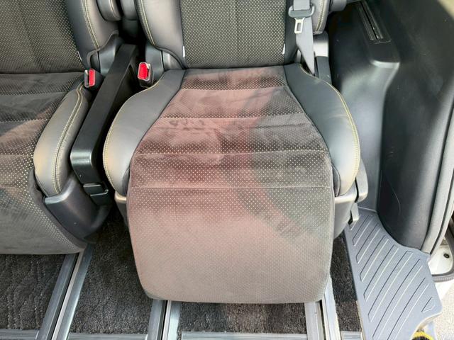 ヴェルファイア ２．５Ｚ　Ａエディション　ゴールデンアイズ　モデリスタフルエアロ　助手席スーパーロングスライド　フリップダウン　ツインムーンルーフ　両側パワースライド　パワーバックドア　クルーズコントロール　ビルトインＥＴＣ　ディーラーオプション１０インチナビ（73枚目）