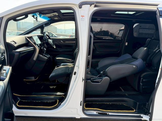 ヴェルファイア ２．５Ｚ　Ａエディション　ゴールデンアイズ　モデリスタフルエアロ　助手席スーパーロングスライド　フリップダウン　ツインムーンルーフ　両側パワースライド　パワーバックドア　クルーズコントロール　ビルトインＥＴＣ　ディーラーオプション１０インチナビ（78枚目）