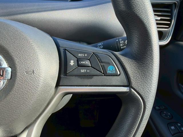 セレナ 　車両品質評価書付き　プロパイロット　インテリジェントルームミラー　アラウンドビューモニター　Ｂｌｕｅｔｏｏｔｈ機能　パーキングアシスト　両側パワースライドドア　ＥＴＣ　衝突軽減ブレーキ　シートアレンジ（23枚目）