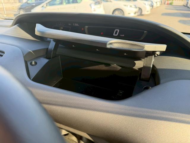 セレナ 　車両品質評価書付き　プロパイロット　インテリジェントルームミラー　アラウンドビューモニター　Ｂｌｕｅｔｏｏｔｈ機能　パーキングアシスト　両側パワースライドドア　ＥＴＣ　衝突軽減ブレーキ　シートアレンジ（29枚目）