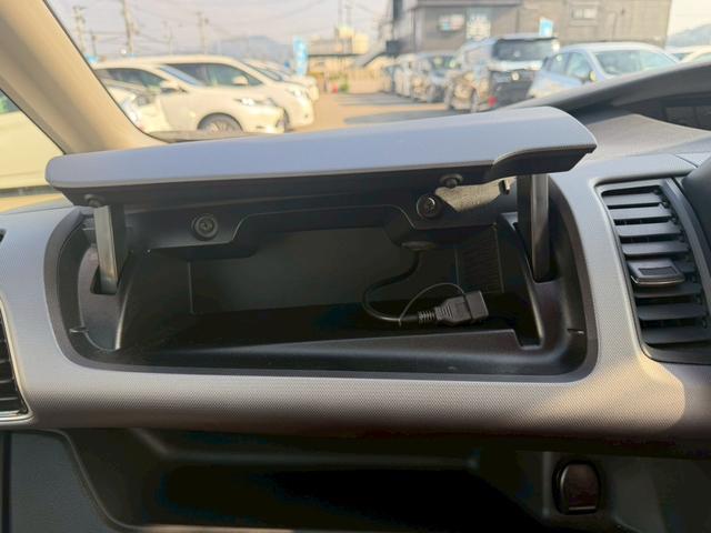 セレナ 　車両品質評価書付き　プロパイロット　インテリジェントルームミラー　アラウンドビューモニター　Ｂｌｕｅｔｏｏｔｈ機能　パーキングアシスト　両側パワースライドドア　ＥＴＣ　衝突軽減ブレーキ　シートアレンジ（45枚目）