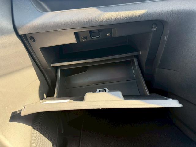 セレナ 　車両品質評価書付き　プロパイロット　インテリジェントルームミラー　アラウンドビューモニター　Ｂｌｕｅｔｏｏｔｈ機能　パーキングアシスト　両側パワースライドドア　ＥＴＣ　衝突軽減ブレーキ　シートアレンジ（46枚目）