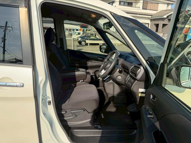 セレナ 　車両品質評価書付き　プロパイロット　インテリジェントルームミラー　アラウンドビューモニター　Ｂｌｕｅｔｏｏｔｈ機能　パーキングアシスト　両側パワースライドドア　ＥＴＣ　衝突軽減ブレーキ　シートアレンジ（52枚目）